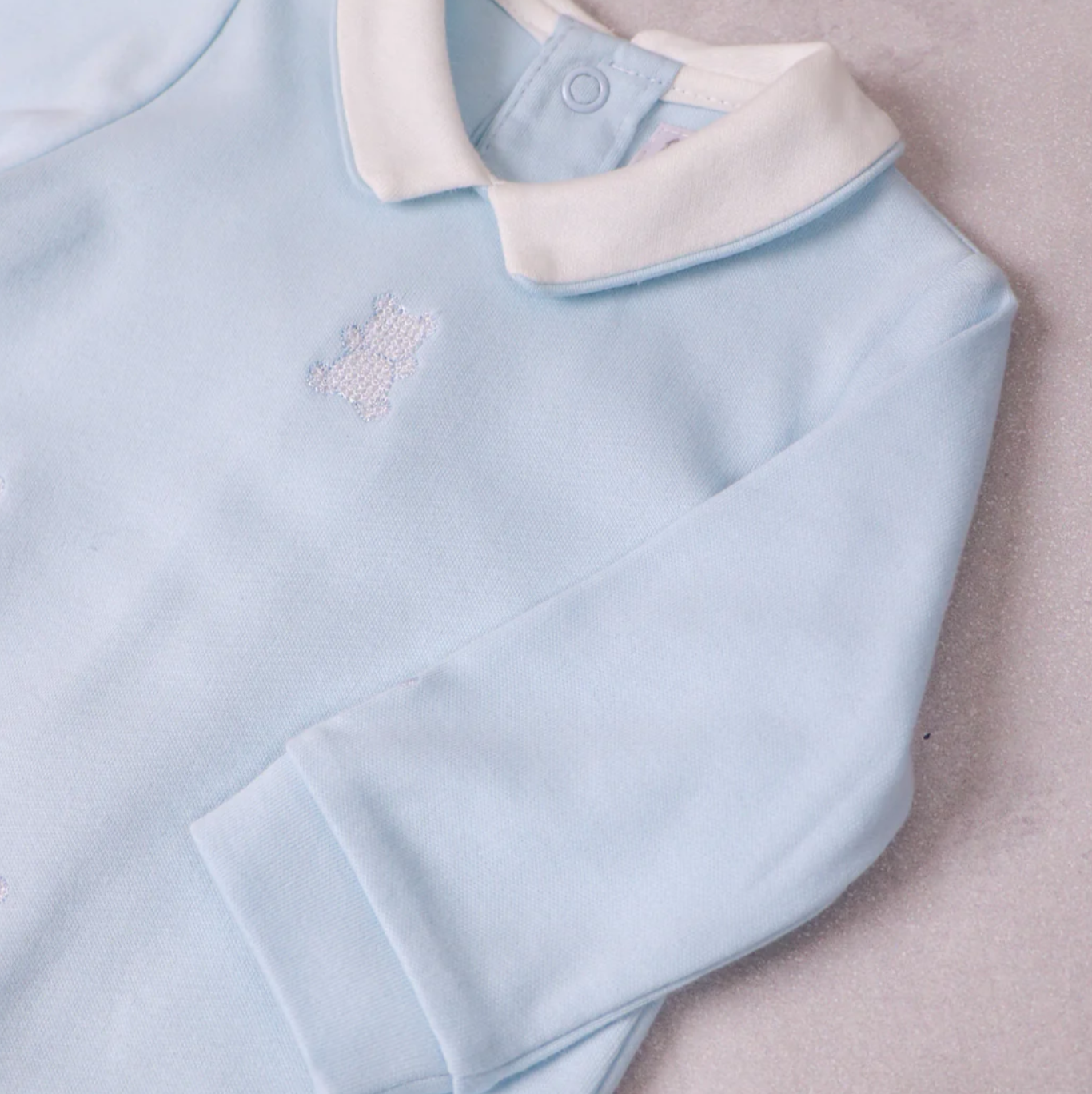 Emilie Et Rose Boys Blue Bear Stitched Babygrow & Hat Lionel