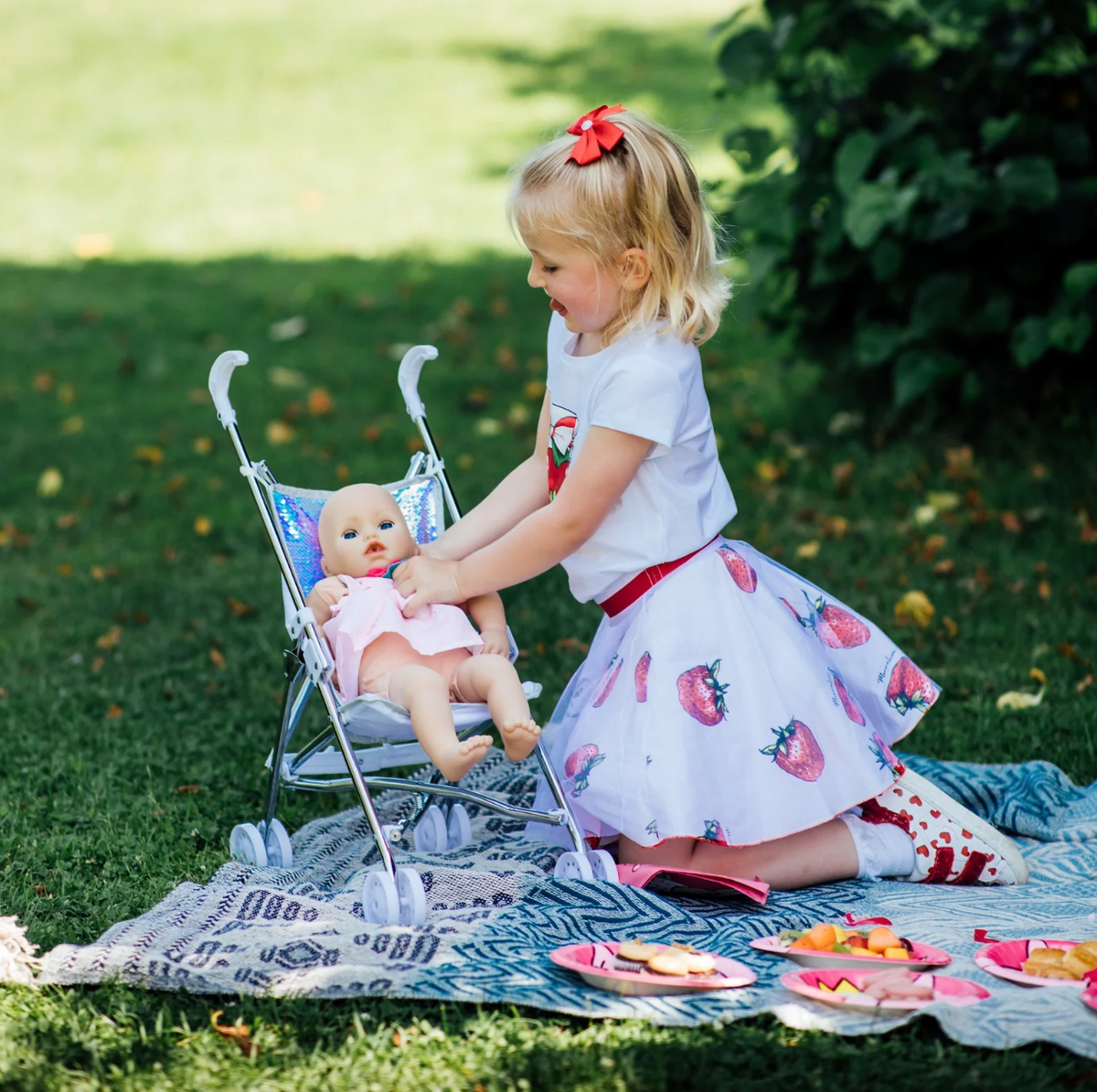 Roma White Glitter Dolls Buggy - Polly